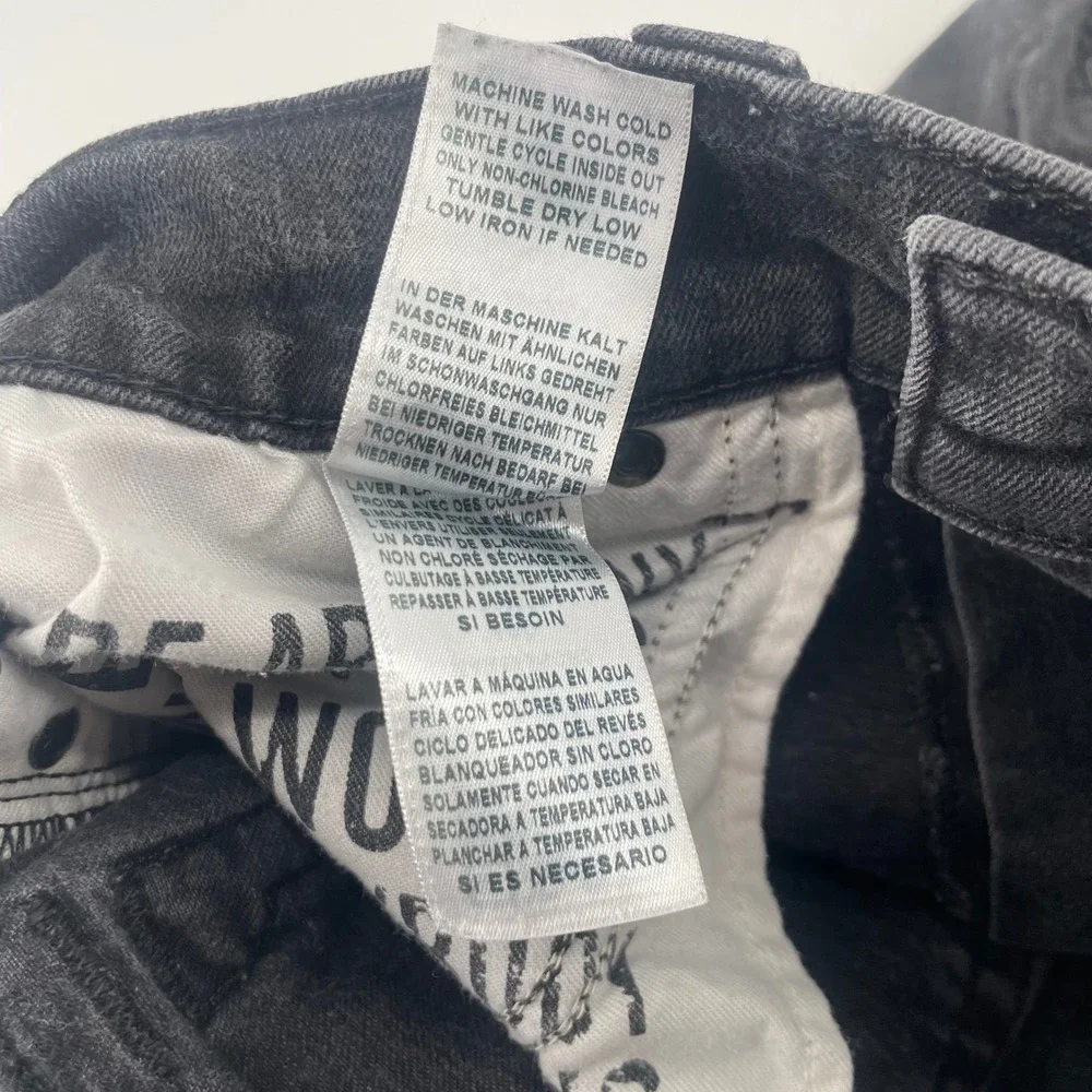 True Religion Ricky Jeans Mens 33 Black Relaxed Straight Leg Faded Denim USA